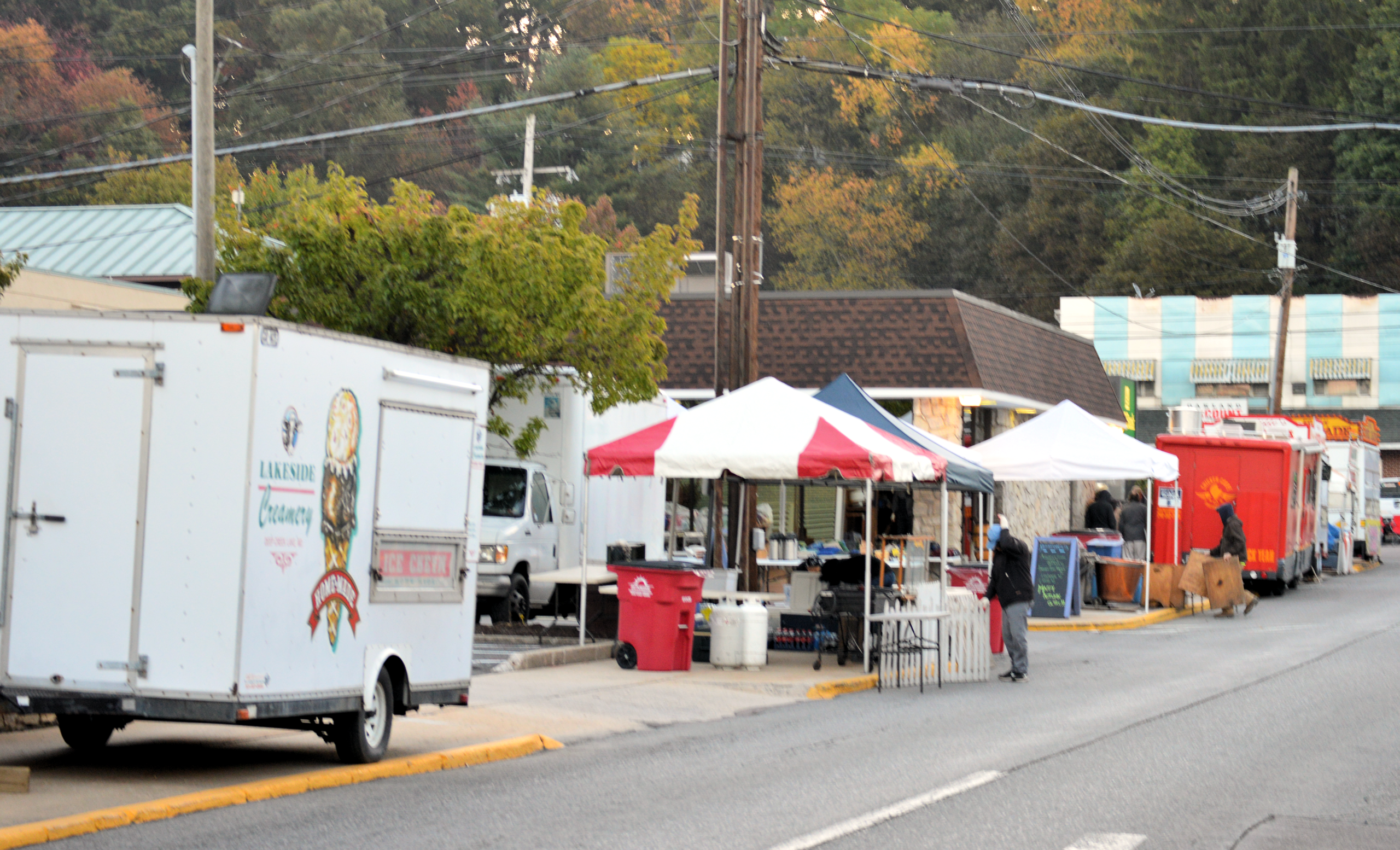 Read more about the article Parade Food Venders
